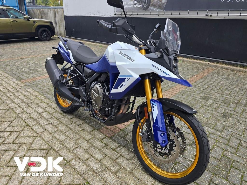 SUZUKI V-STROM 800 (bj 2025) - foto 2