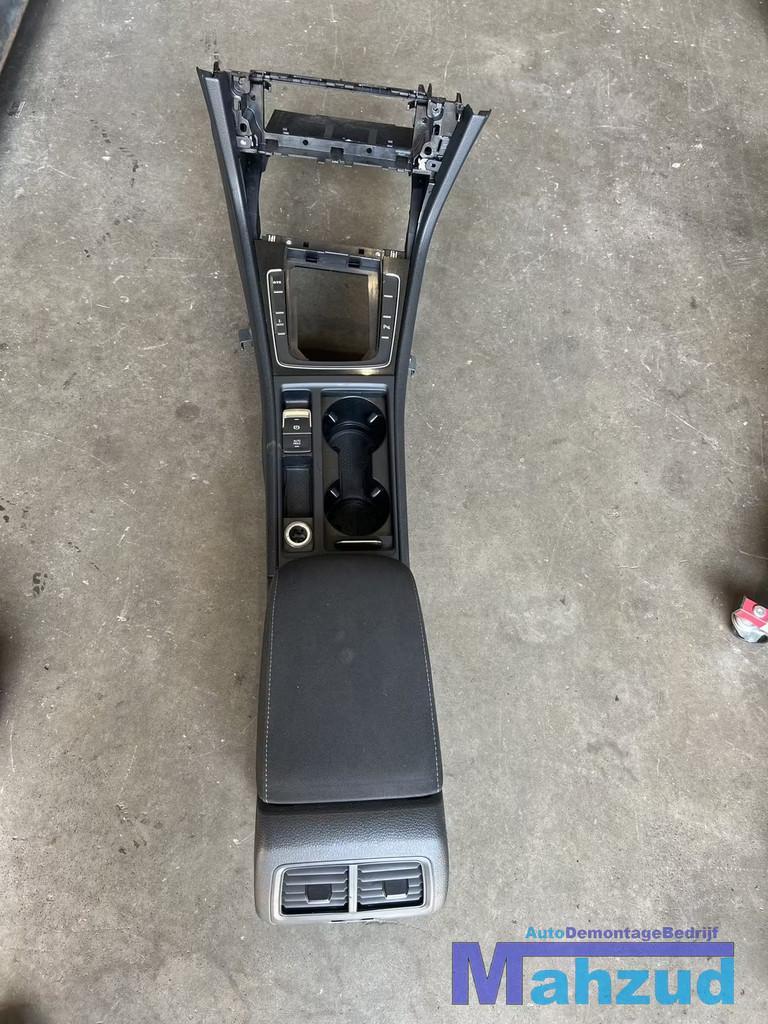 VW GOLF 7 Armsteun middenconsole midden 2012-2020, Auto-onderdelen, Interieur en Bekleding, Volkswagen, Gebruikt, Ophalen of Verzenden