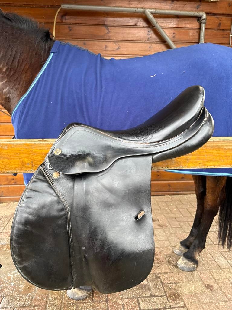 Prestige Springzadel, Ophalen, Zo goed als nieuw, Springen