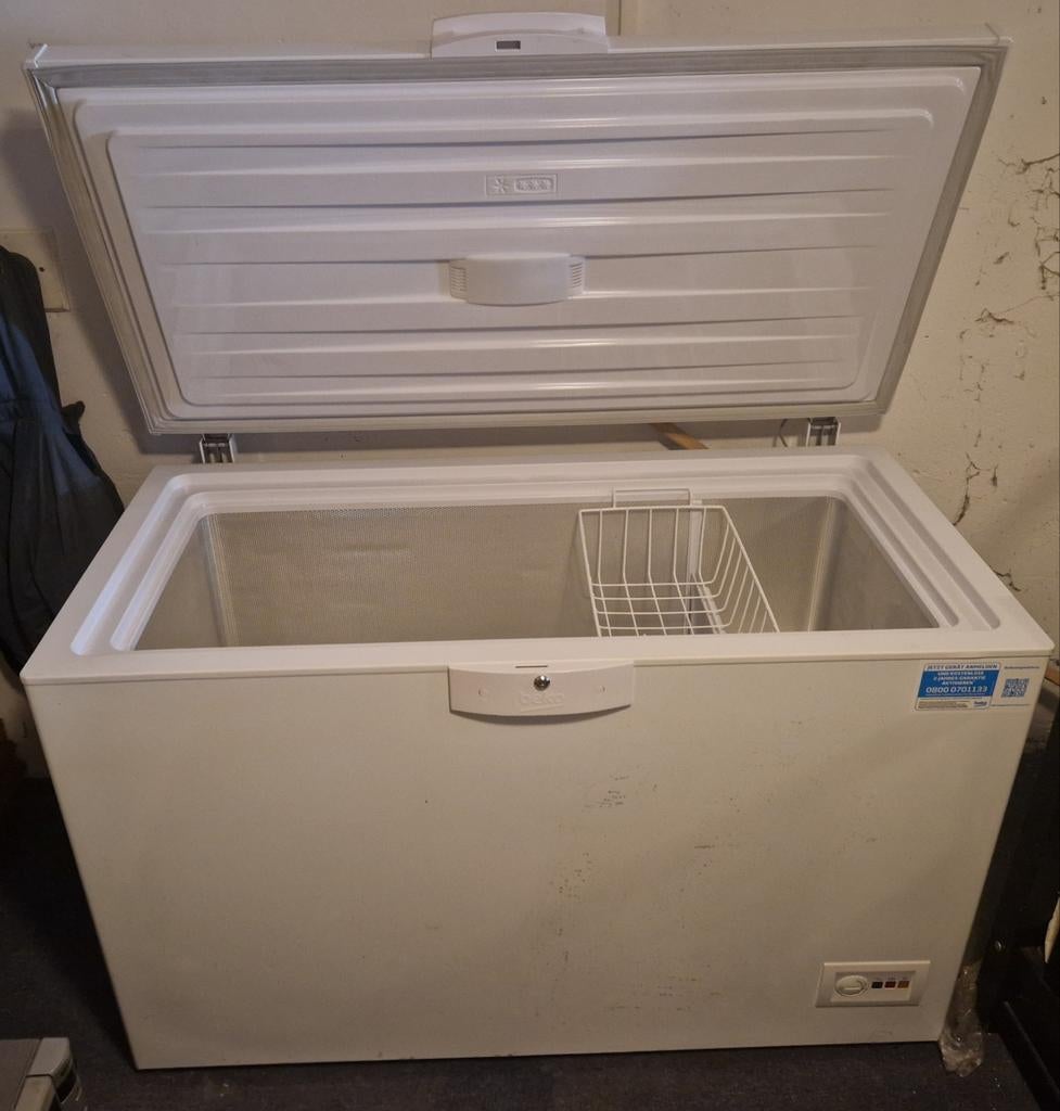 Beko vriezer met 3 mandjes, Witgoed en Apparatuur, Ophalen, Gebruikt, Minder dan 60 cm