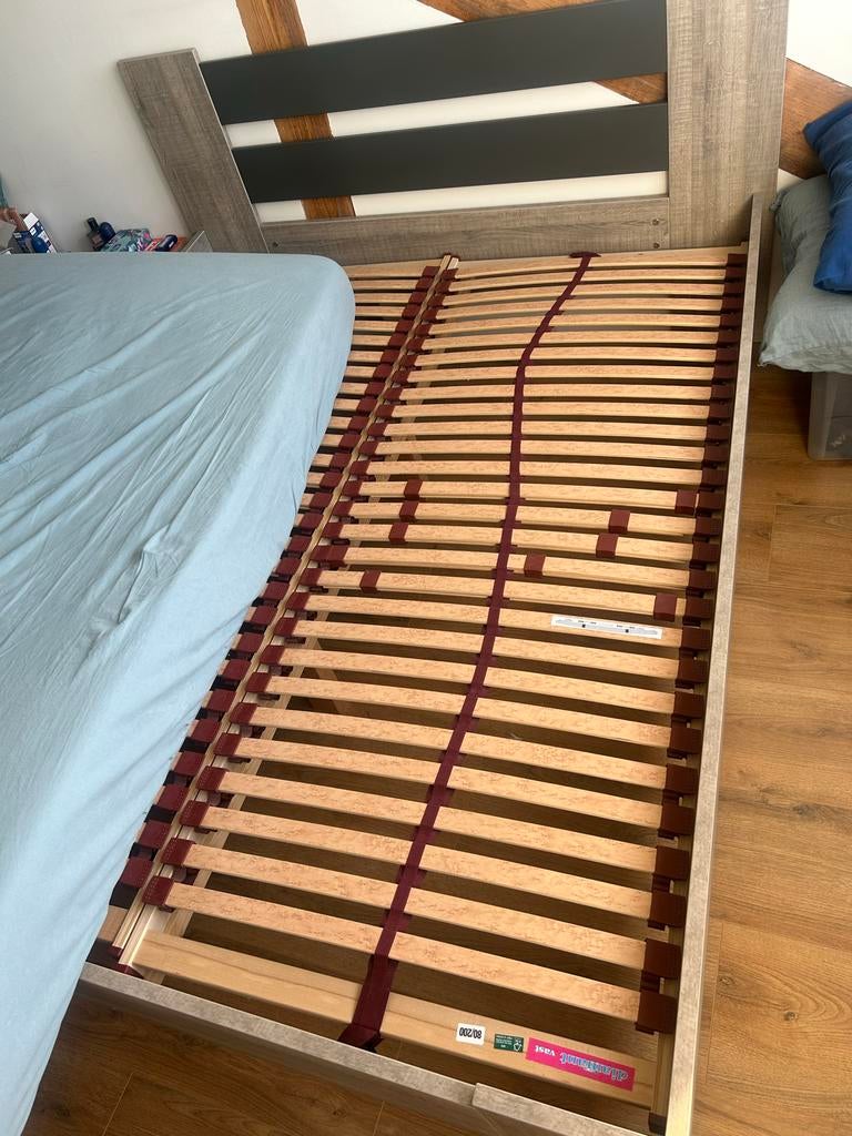 Tweepersoons bed met lattenbodem en matras, Ophalen, Gebruikt, Tweepersoons, 200 cm