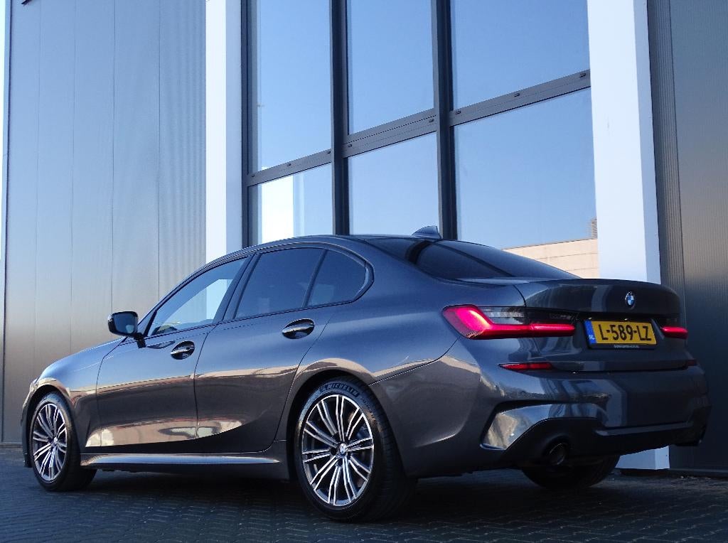BMW 3-Serie 330i 258pk l 2020 l M-Pakket l Alcantara l G20, Auto's, Automaat, 1998 cc, Achterwielaandrijving, 4 cilinders