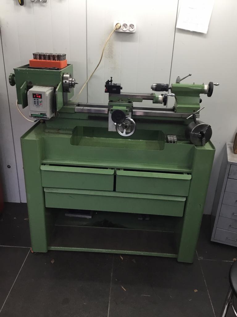 Metaaldraaibank (ex Philips toolroom machine), Ophalen, Zo goed als nieuw, Metaaldraaibank