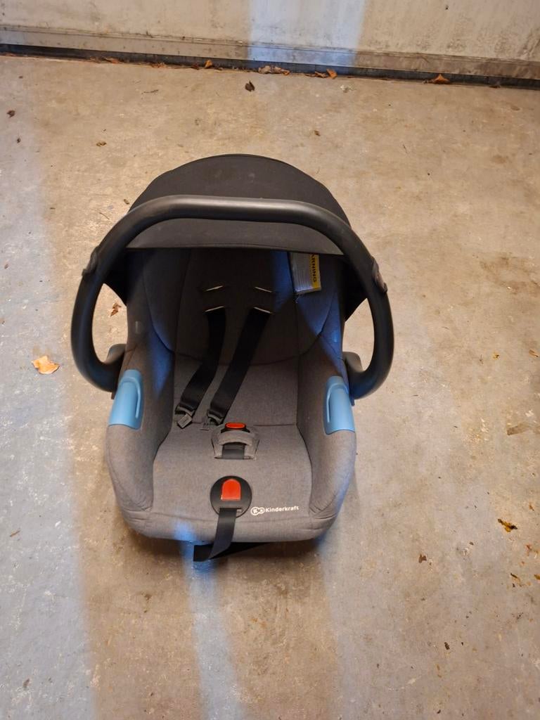 Maxicosy van KinderKraft, Gebruikt, Rug, Draagzak, Ophalen