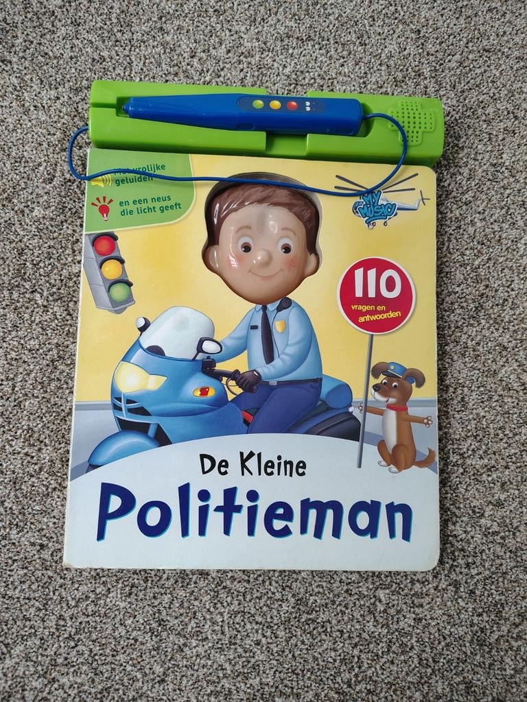 De Kleine Politieman Boek met Licht en Geluid, Fictie algemeen, Jongen of Meisje, Ophalen of Verzenden, Zo goed als nieuw