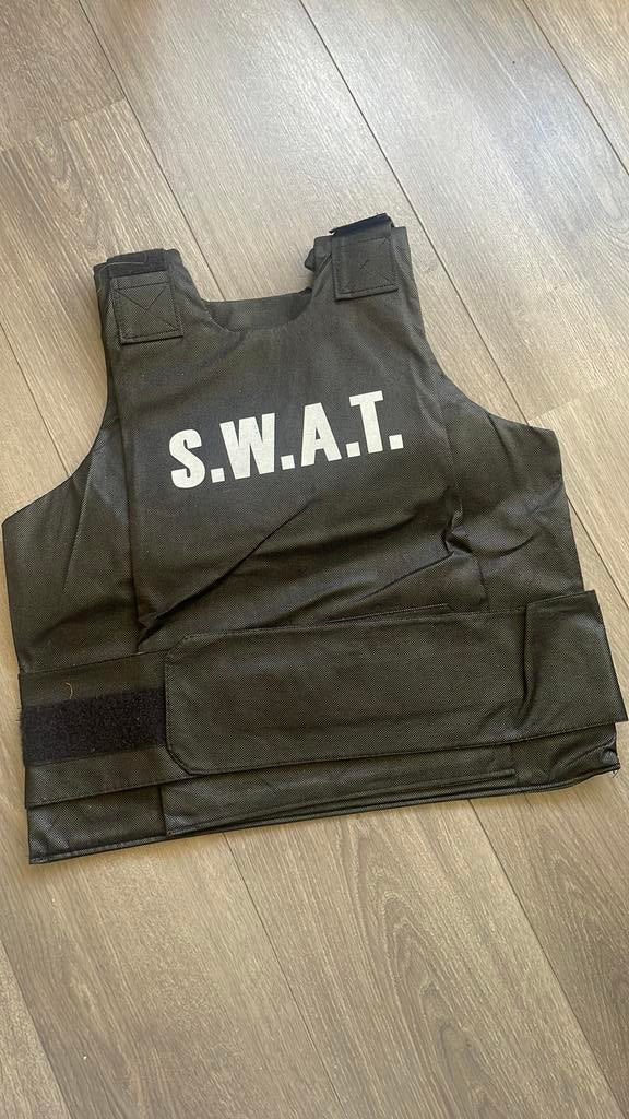 S.w.a.t. Vest, Ophalen of Verzenden, Zo goed als nieuw, 134 t/m 140, Meisje