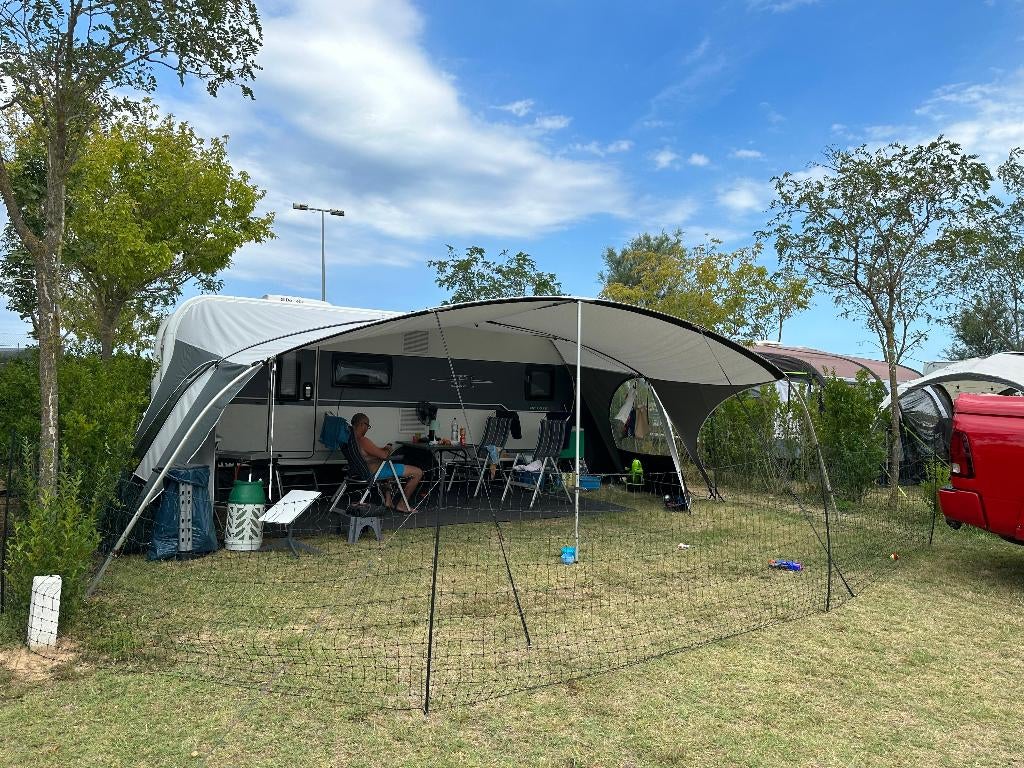 Hobby 560 KMFE De Luxe Edition, Rondzit, Hobby, Kachel, Tot en met 6