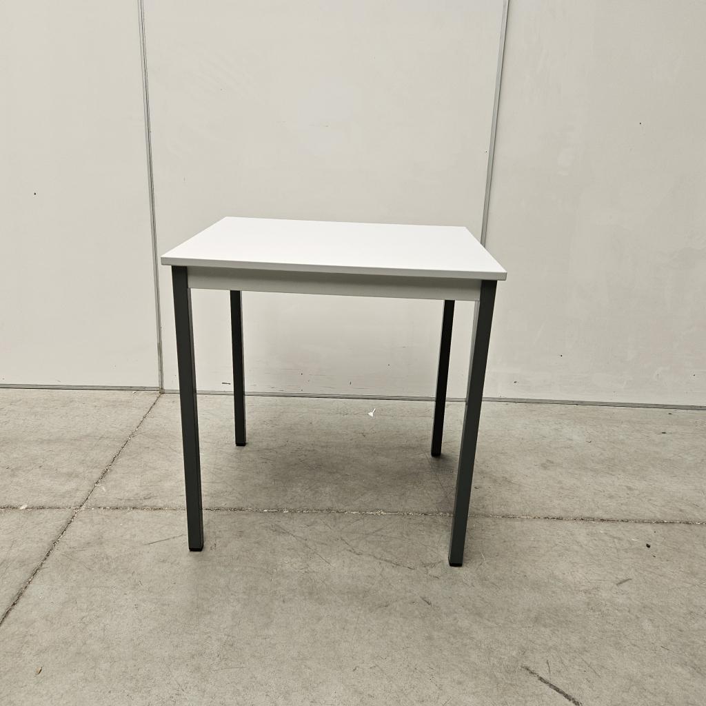 Inofec bijzettafel - 70x60 cm, Niet ingevuld, Gebruikt, Niet ingevuld, Niet ingevuld