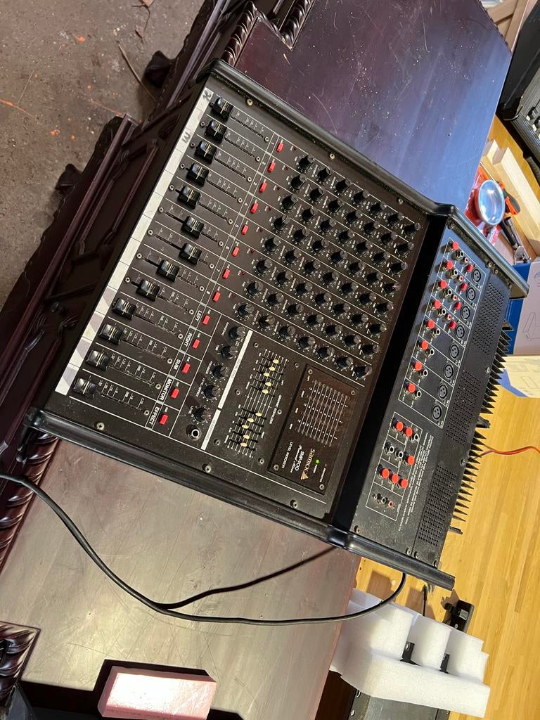 Samick SMP-900 Powered Mixer, Ophalen, Gebruikt, 120 watt of meer, Overige merken