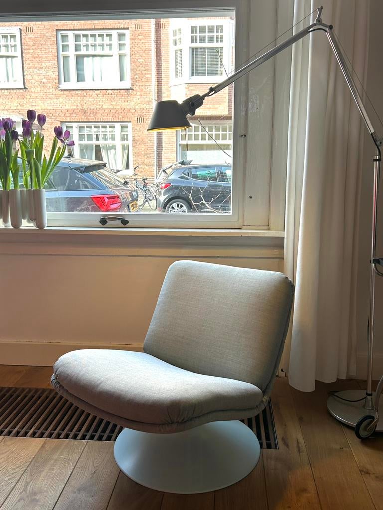 Artifort f504 refurbushed met Kvadrat stof, Huis en Inrichting, Fauteuils, Ophalen, Zo goed als nieuw, 75 tot 100 cm, Stof