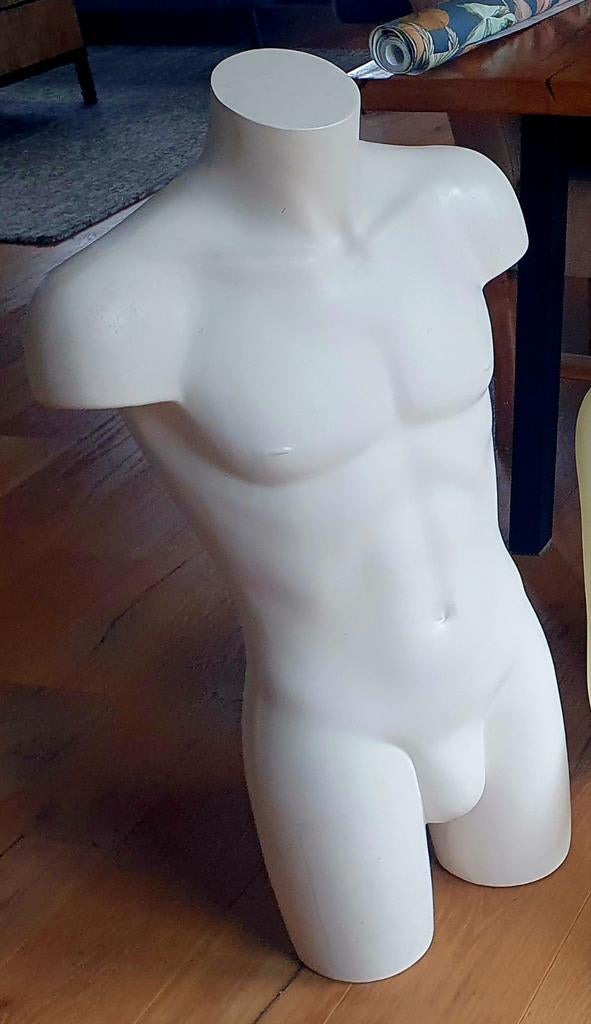 Heren man torso paspop etalagepop mannequin
93 cm hoog, Ophalen, Zo goed als nieuw, Paspop