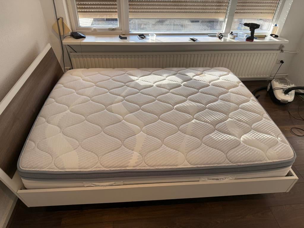 Sleemon Matras 200x150x25cm, Ophalen of Verzenden, Zo goed als nieuw, Eenpersoons, Hout