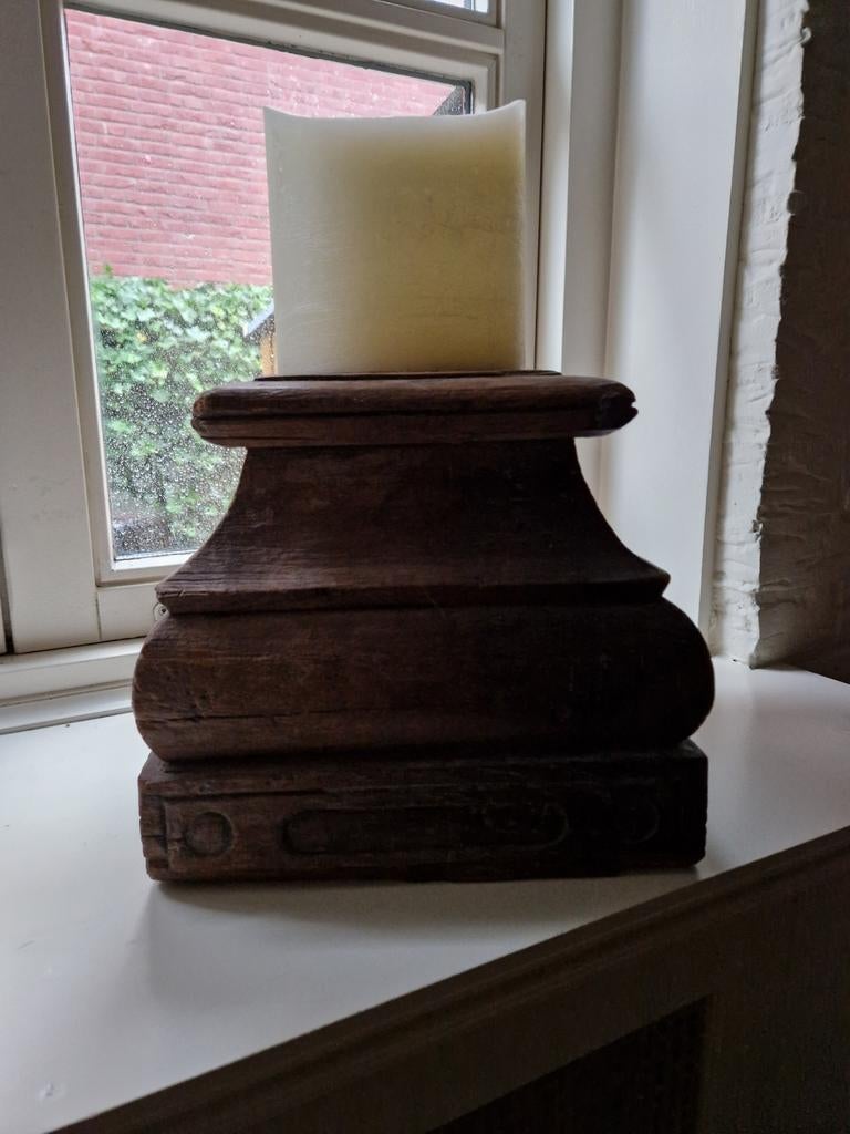 Grote oud houten poer, Ophalen