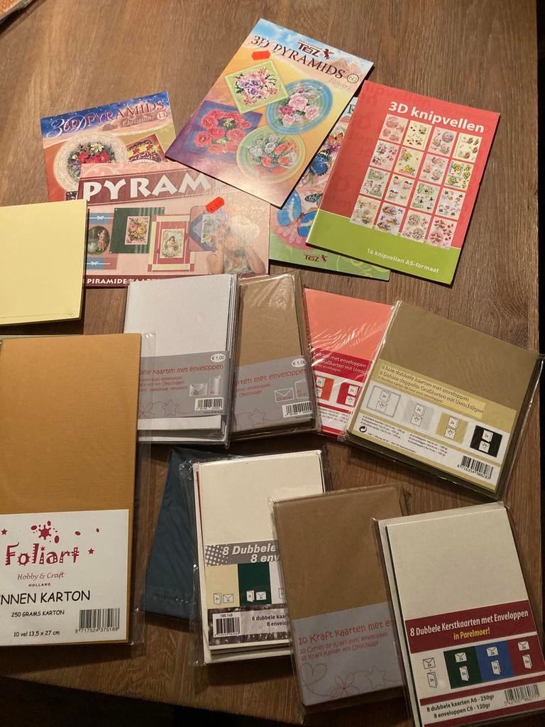Veel karton voor kaarten maken, Ophalen of Verzenden, Nieuw