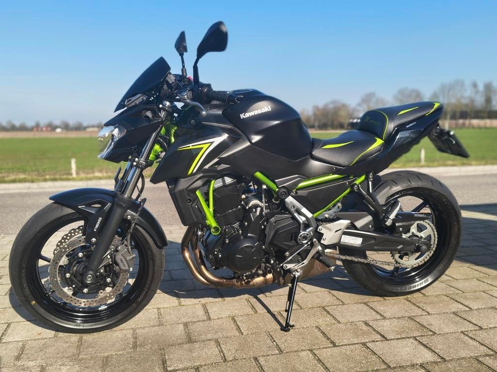 Kawasaki z650 2017 slechts 14.600km! A2 motor 35KW verlaagd