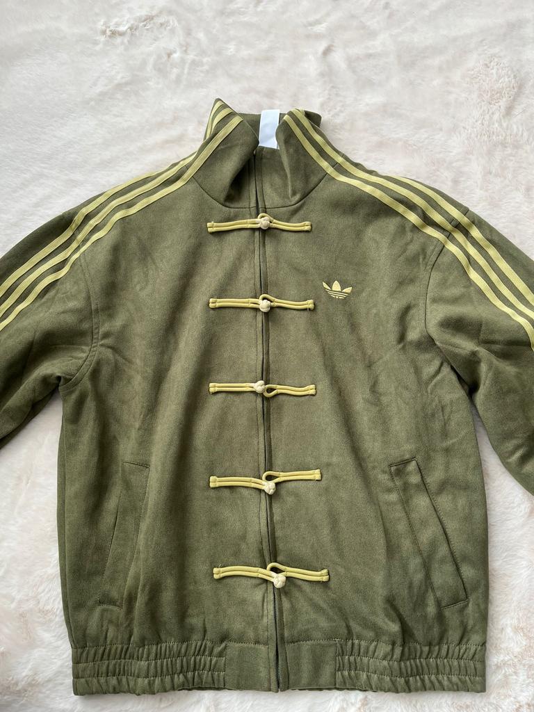 Adidas chinese new year m, Ophalen of Verzenden, Zo goed als nieuw