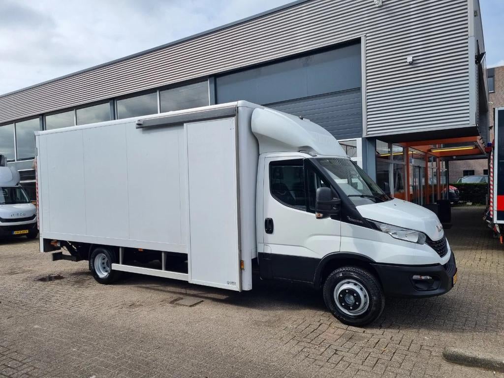 Iveco Daily 70C18 3.0D Koffer 1000kg LBW GVW 7000kg Euro 6, Auto's, Automaat, Achterwielaandrijving, Gebruikt, Euro 6