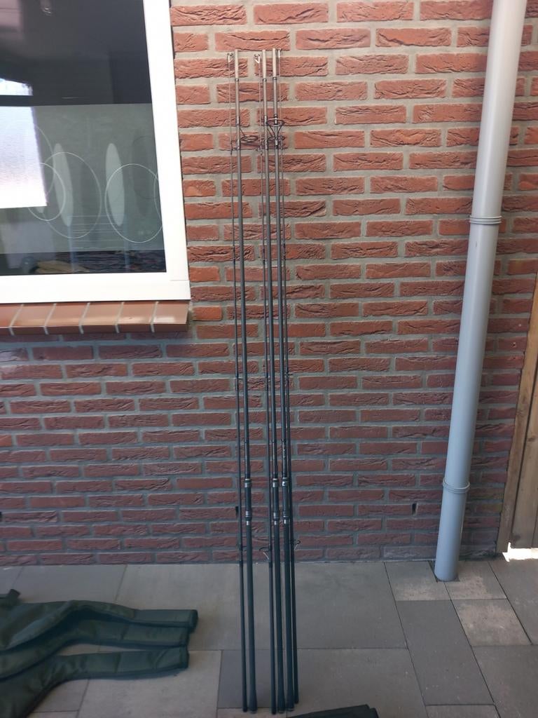 3 Zo goed als Nieuwe 12ft Shimano TX2 Karperhengels., Watersport en Boten, Hengelsport | Karpervissen, Ophalen, Zo goed als nieuw