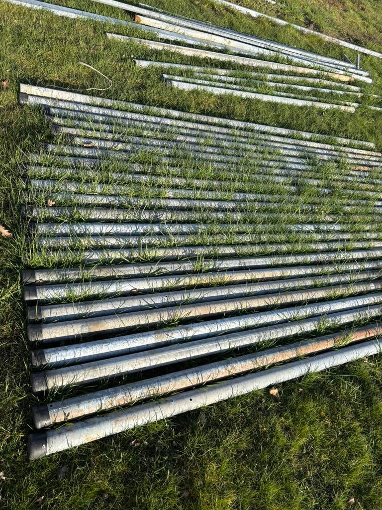 Palen hondenkennel, Ophalen of Verzenden, Zo goed als nieuw, Palen