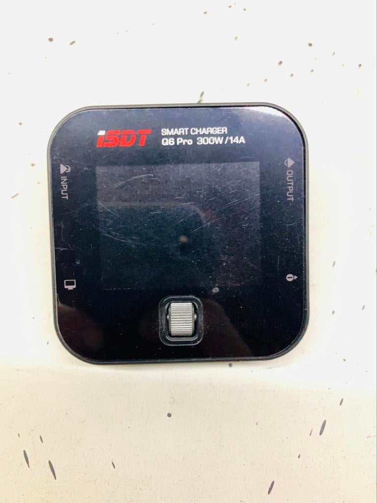 Lipo lader Q6 pro, Hobby en Vrije tijd, Modelbouw | Radiografisch | Helikopters en Quadcopters, Ophalen of Verzenden, Zo goed als nieuw