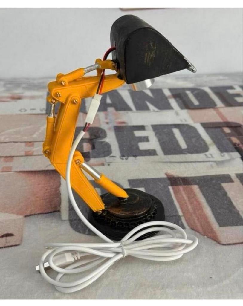 Graafmachine robot arm bureau-lamp volvo led-usb lampje, Nieuw, Ophalen of Verzenden, H, H