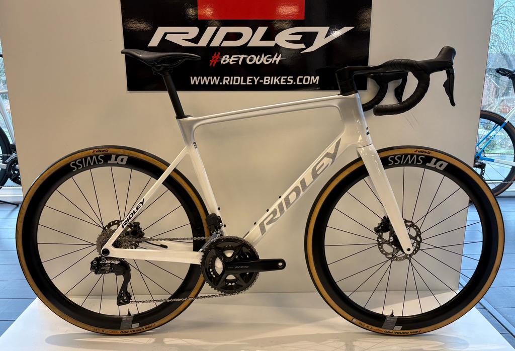 Ridley Falcn carbon racefiets, M en XL, Di2, ZIPP carbon, Carbon, Zo goed als nieuw, Info, Meer dan 20 versnellingen