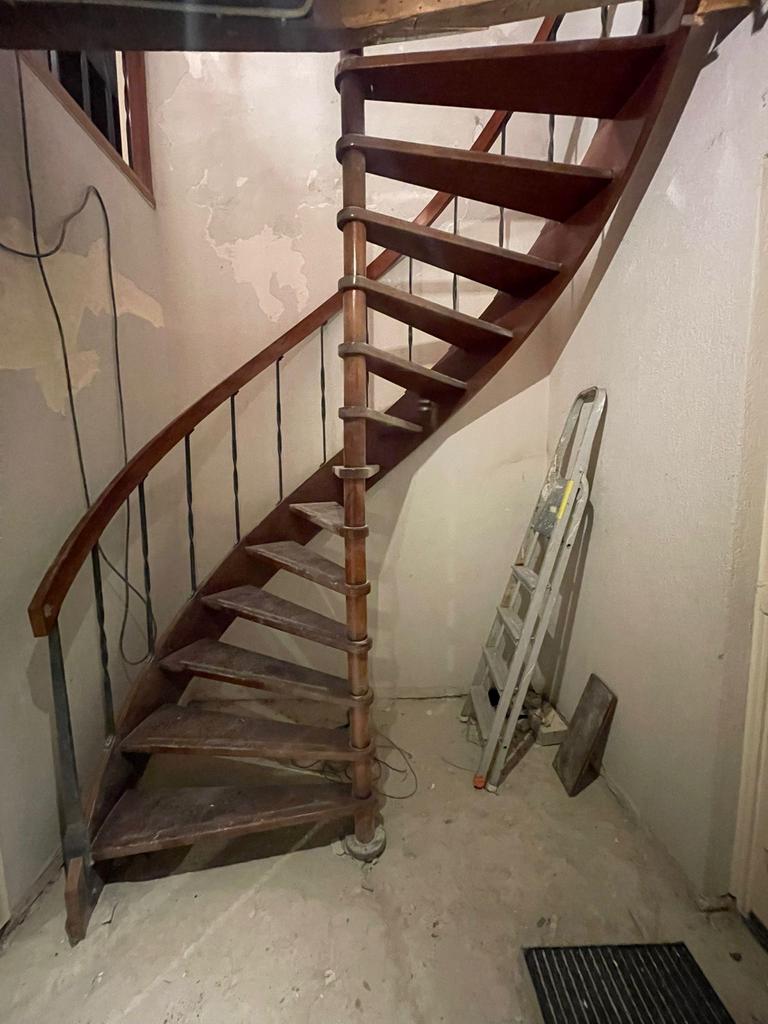 Houten wenteltrap, Doe-het-zelf en Verbouw, Ladders en Trappen, Gebruikt, Trap, 2 tot 4 meter, Ophalen of Verzenden