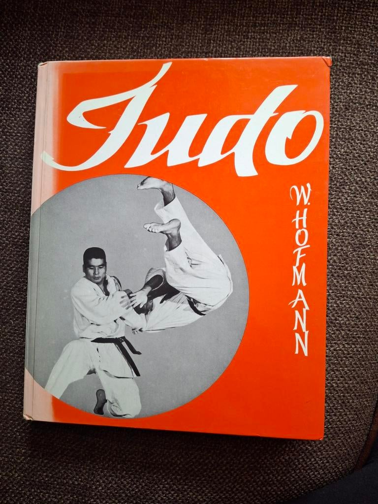 Judo door W.Hofmann 1973, Ophalen of Verzenden, Gelezen