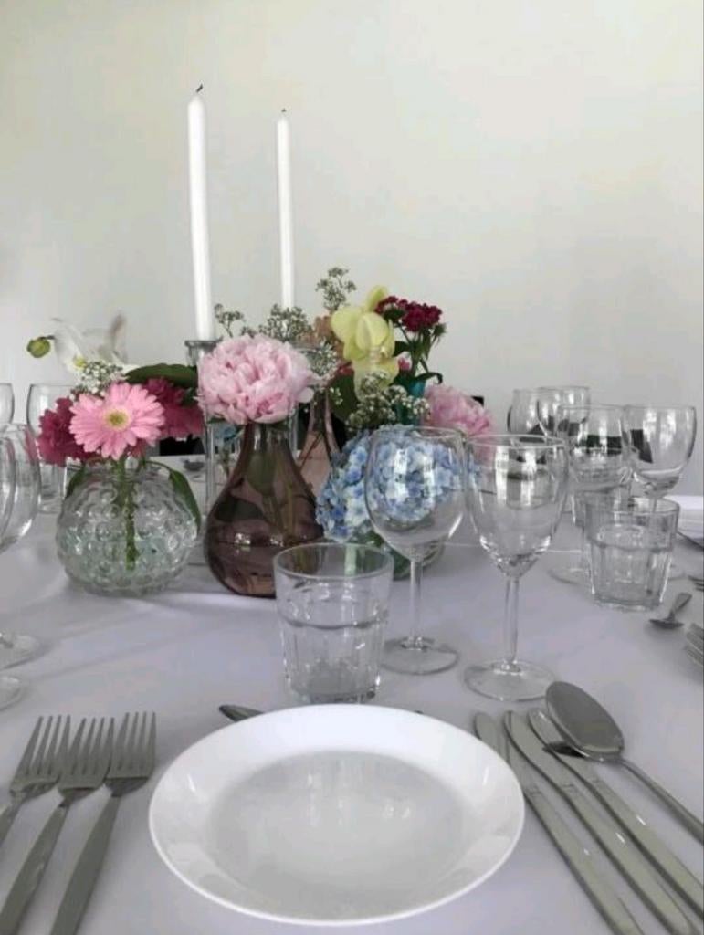 21 diner? Voordelig servies huren van particulier., Ophalen, Gebruikt, Overige materialen, Wit