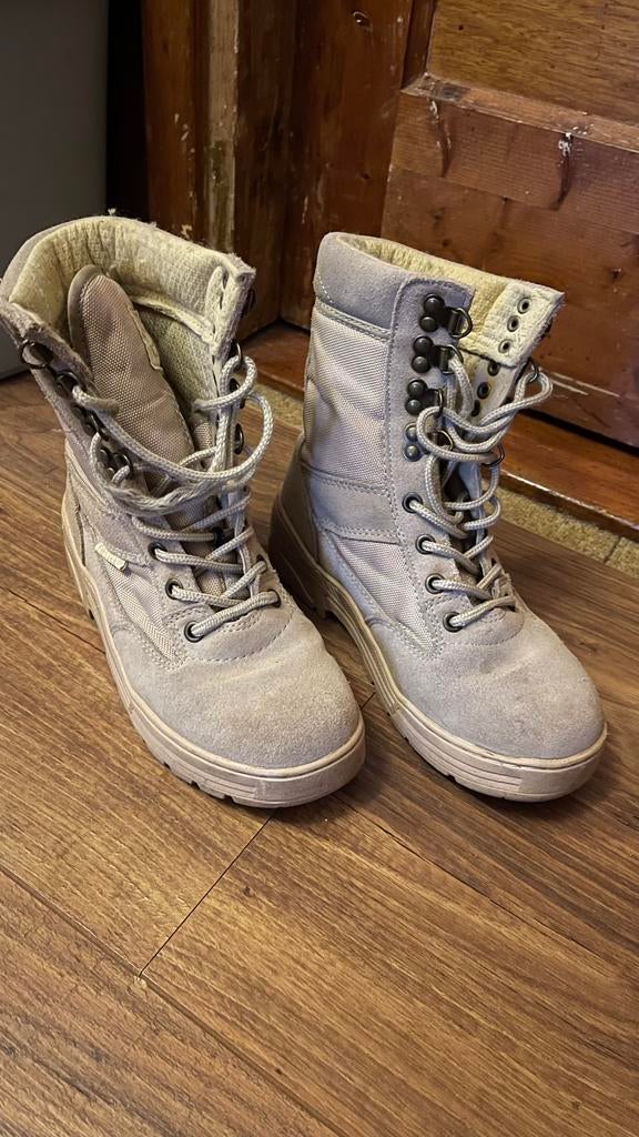 Fostex “kistjes” maat 37, Beige, Overige typen, Ophalen of Verzenden, Gedragen