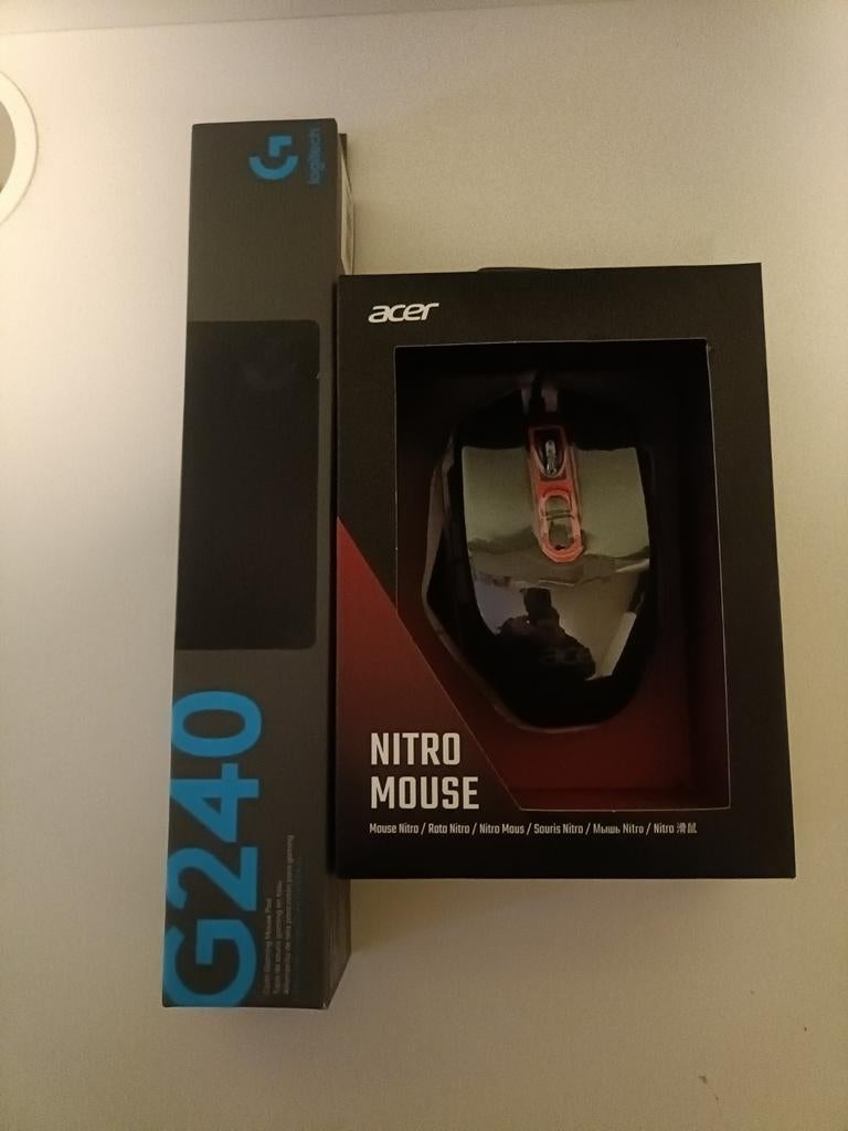 Acer gaming mouse & mouse pad, Ophalen, Rechtshandig, Muis, Gaming muis
