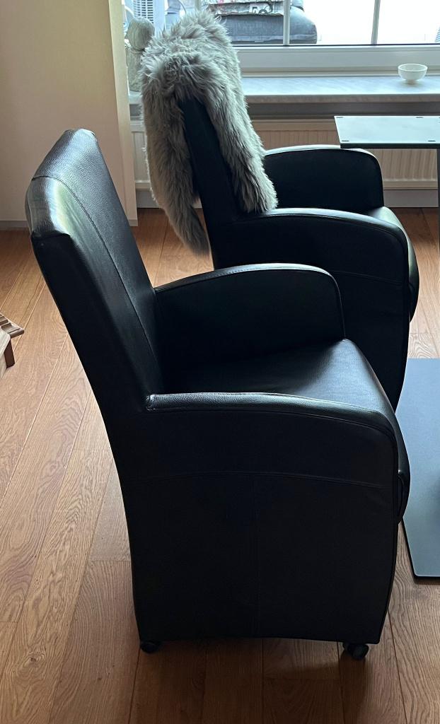 4 Stoelen op wieltjes, Huis en Inrichting, Ophalen, Gebruikt, Bruin, Leer