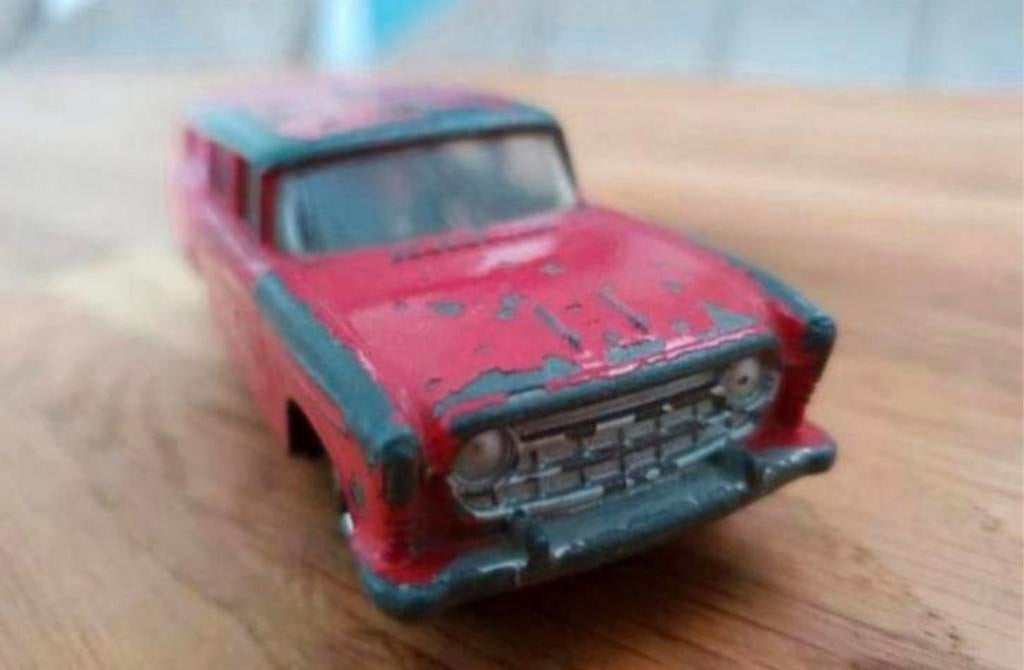 Dinky Toys 257 Nash Rambler Fire Chief – Made in England, Ophalen of Verzenden, Gebruikt, Auto, Dinky Toys