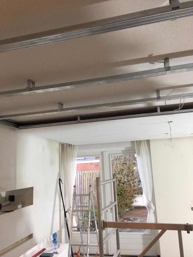 Aannemer, loodgieter, timmerman, Electricien, Diensten en Vakmensen