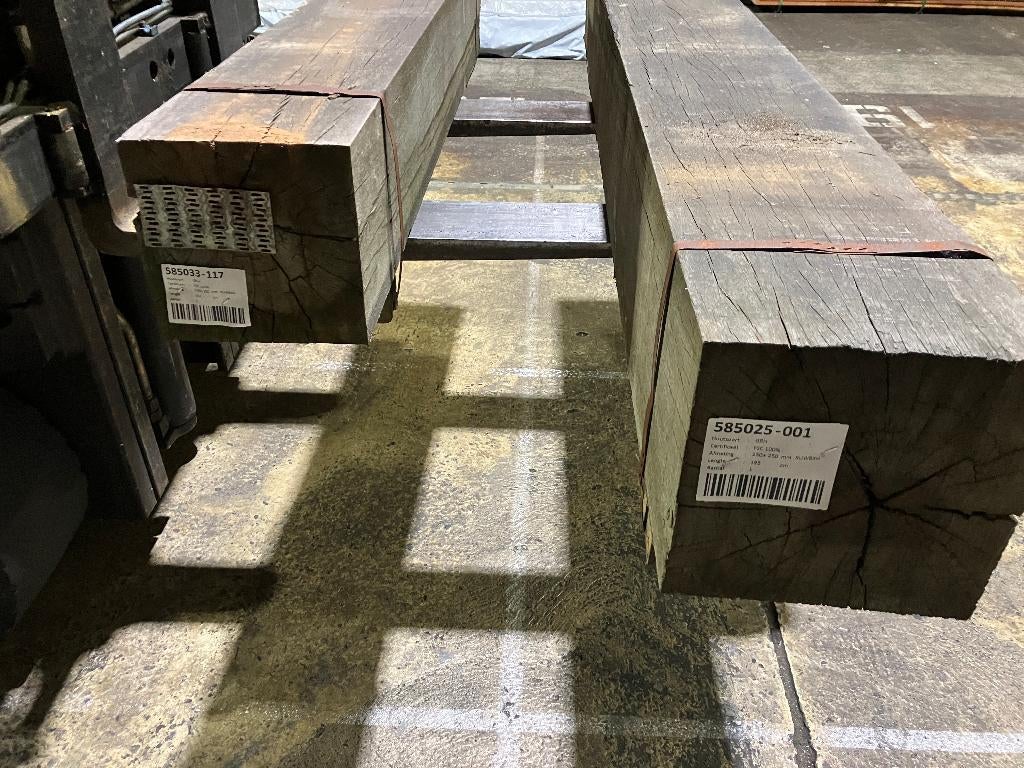 Hardhout-Groenhart-palen-bank-hekwerk-staanders-250x250 mm