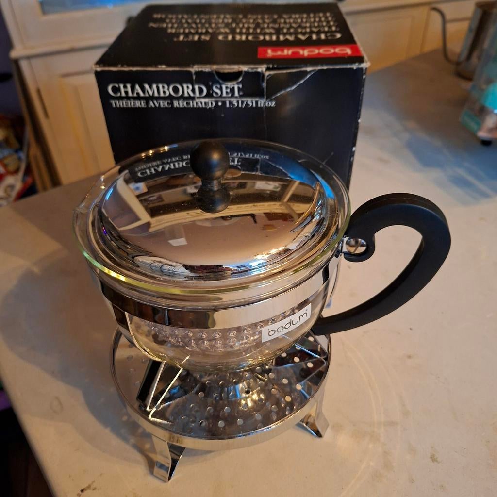 Bodum Chambord teapot 1L black borosilicate glass with filter