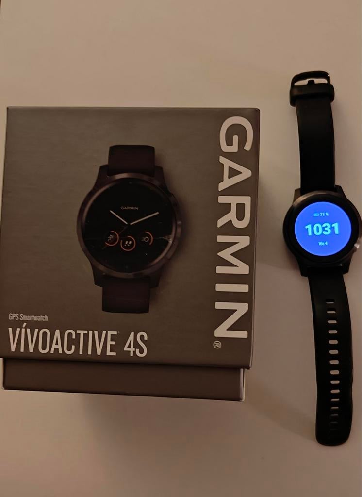 Garmin VIVOACTIVE 4S - GPS Smartwatch, Sieraden, Tassen en Uiterlijk, Smartwatches, Conditie, Gebruikt, Zwart, Garmin