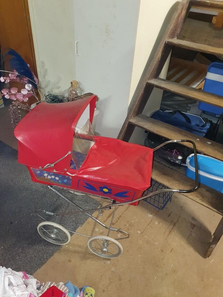 Oude poppenwagen, Ophalen, Gebruikt, Babypop