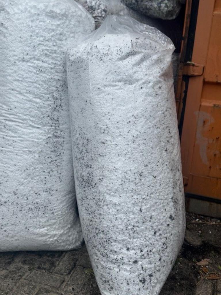 EPS Isolatie Brokjes voor Kruipruimte, Doe-het-zelf en Verbouw, Isolatie en Afdichting, Nieuw, 15 m² of meer, Vloerisolatie, Piepschuim (Tempex)