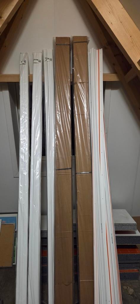 IsoBouw Onderdelen - SlimFix Deco 3.0, Doe-het-zelf en Verbouw, Plinten en Afwerking, Nieuw, Lijsten, Kunststof, 250 cm of meer