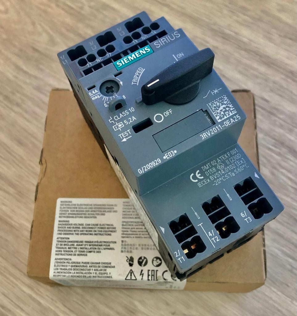 SIEMENS - Motorbeveilingingsschakelaar - 3RV2011-0EA25, Ophalen of Verzenden, Nieuw