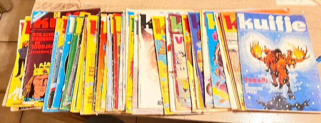 45 stuks kuifje weekblad 1979, Boeken, Meerdere stripboeken, Ophalen of Verzenden, Gelezen