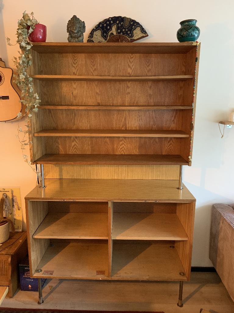 Handgemaakte kast uit apotheek uit Tsjechië, Ophalen, Gebruikt