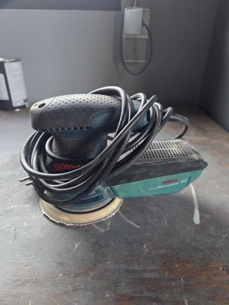 Bosch schuurmachine 125mm, Ophalen of Verzenden, Gebruikt, Minder dan 600 watt, Excentrische schuurmachine