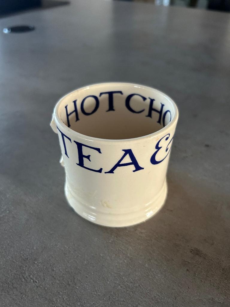 Gezocht Emma Bridgewater coffee tea hot chocolate, Ophalen of Verzenden, Zo goed als nieuw, Overige stijlen, Kop(pen) en/of Schotel(s)