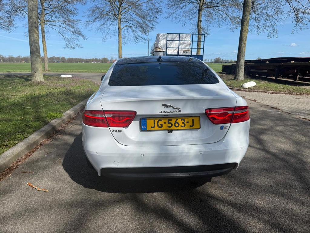 Jaguar XE 2.0 D Pure eerste eigenaar automaat, Auto's, Jaguar, Automaat, Achterwielaandrijving, Euro 6, 4 cilinders