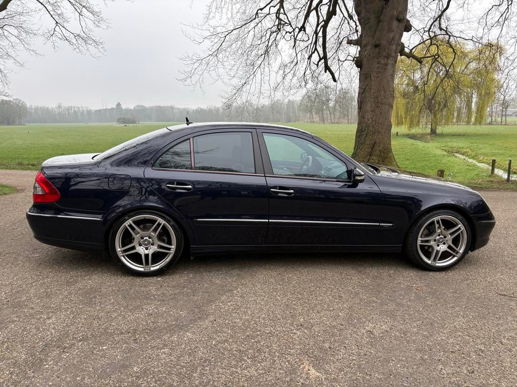 Mercedes-Benz E-Klasse Kompr Sedan AUT 2007 Blauw avantgarde, Achterwielaandrijving, 4 cilinders, Blauw, 1796 cc