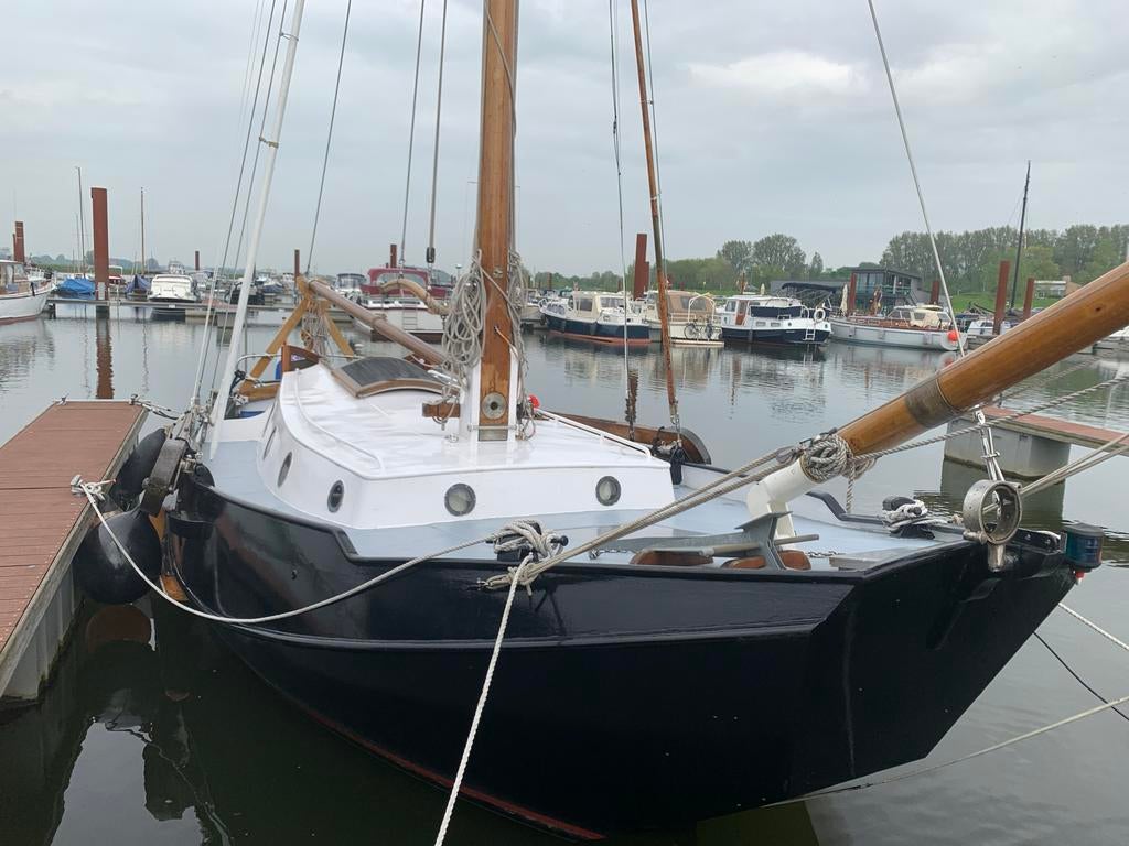 Vermolen Zeeschouw, 10 meter, 63 PK Diesel, Watersport en Boten, Kajuitzeilboten en Zeiljachten, Ophalen, Gebruikt, Staal, Diesel