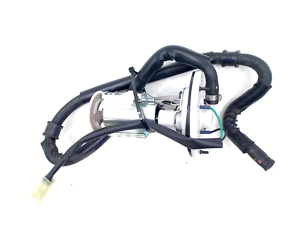 BRANDSTOFPOMP Kymco Super 8R 50 (01-2023/-) (17550-AAB6-E15), Gebruikt, P.J. Troelstraweg 8 8
3144 CX  MAASSLUIS, NL, Overige typen