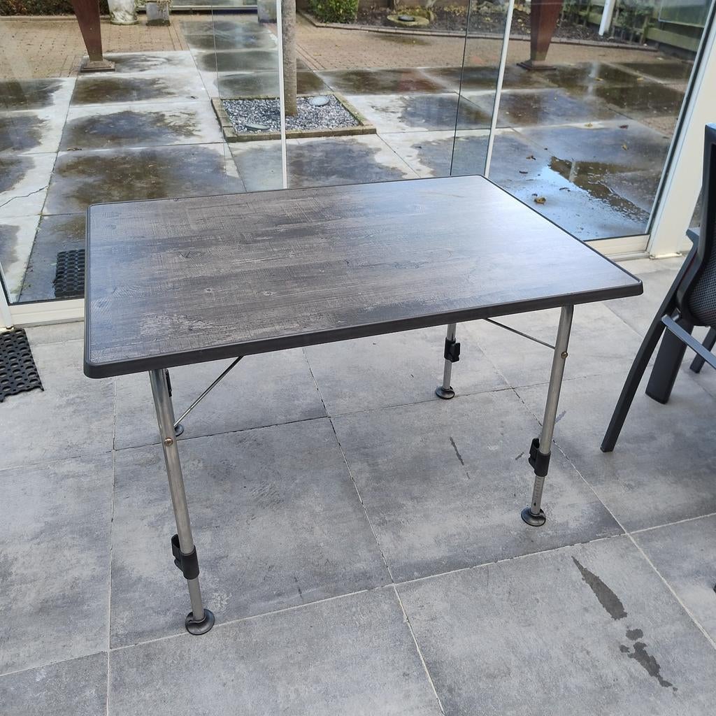 Zeer stabiele camping tafel met verstelbare poten, Caravans en Kamperen, Ophalen of Verzenden, Campingtafel